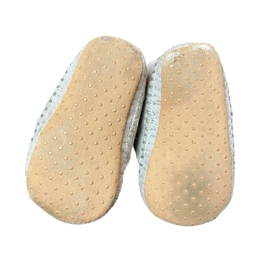 Old Navy Baby Girl Soft Sole Moccasin - Size 12-18 Months
